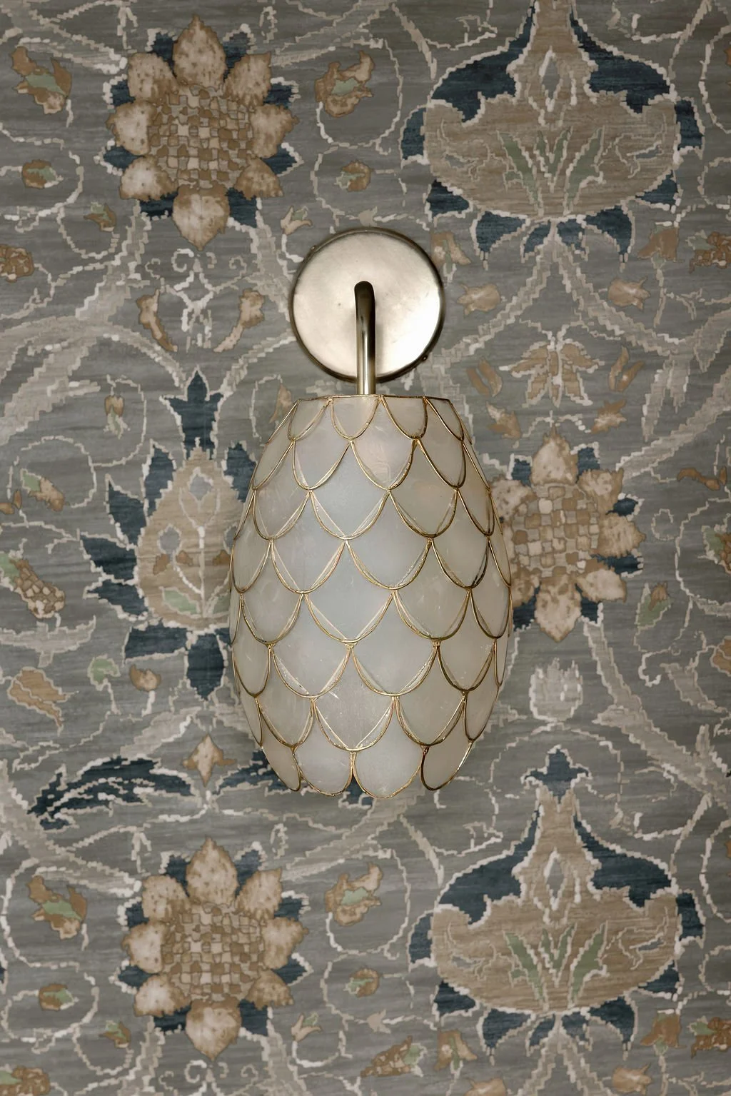 KAM Design_Powder Rm Light_CloseUp_20251211-JLP-3 WEB.jpg