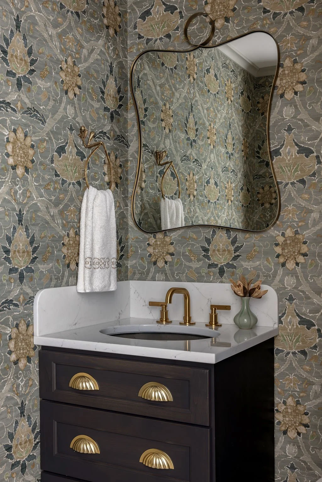KAM Design_Powder Room Vanity_MidRange_RO-Cran-52-NR-2_WEB.jpg