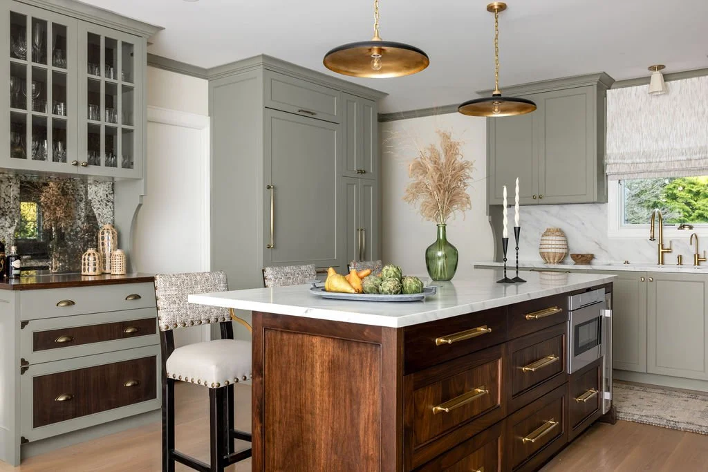 KAM Design_Kitchen Island_Larchmont_20251211-JLP-4-2 WEB.jpg