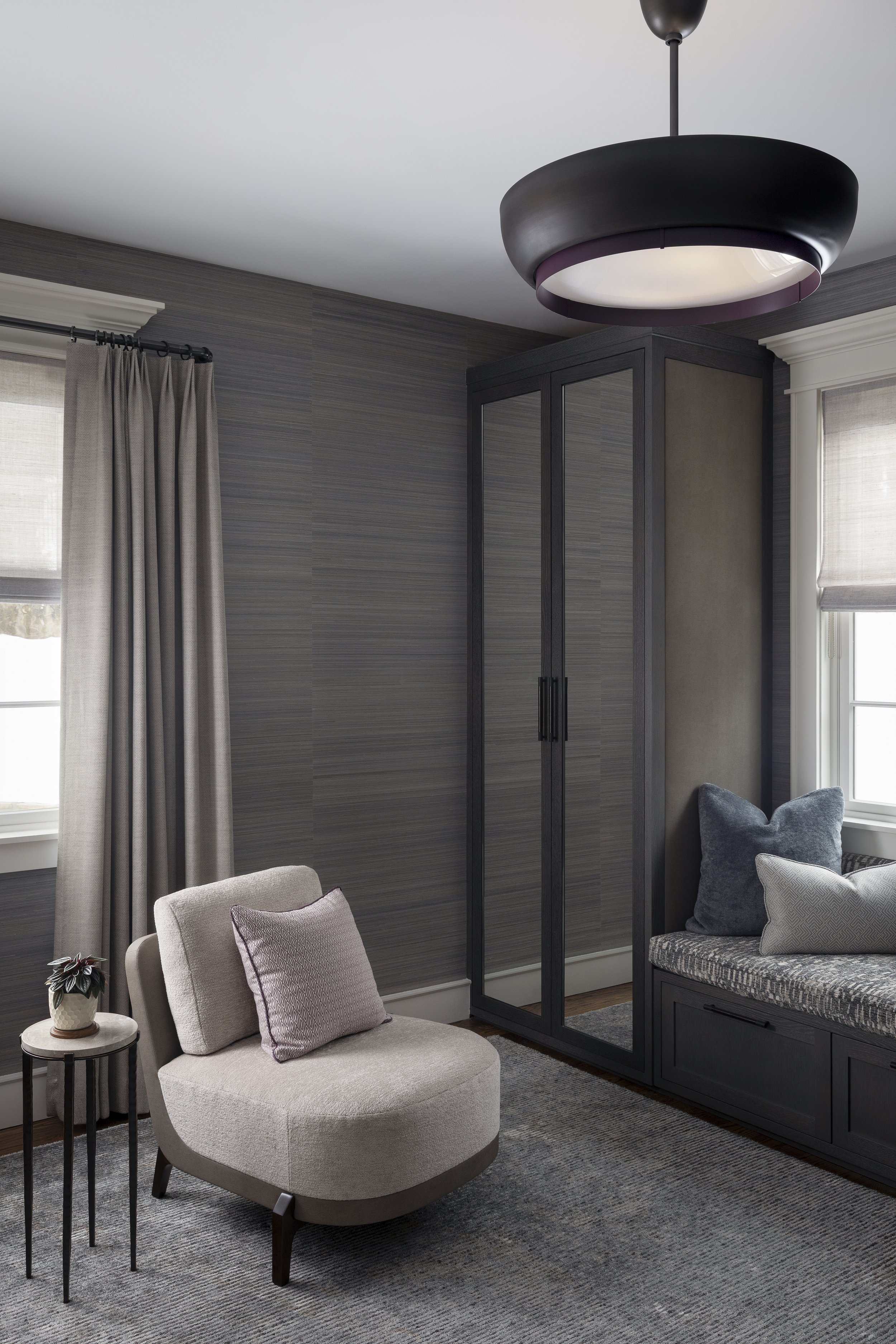 KAM Design_Office_Portrait_Chair_MirrorClosetELSidoti-3974 PRINT copy.jpg