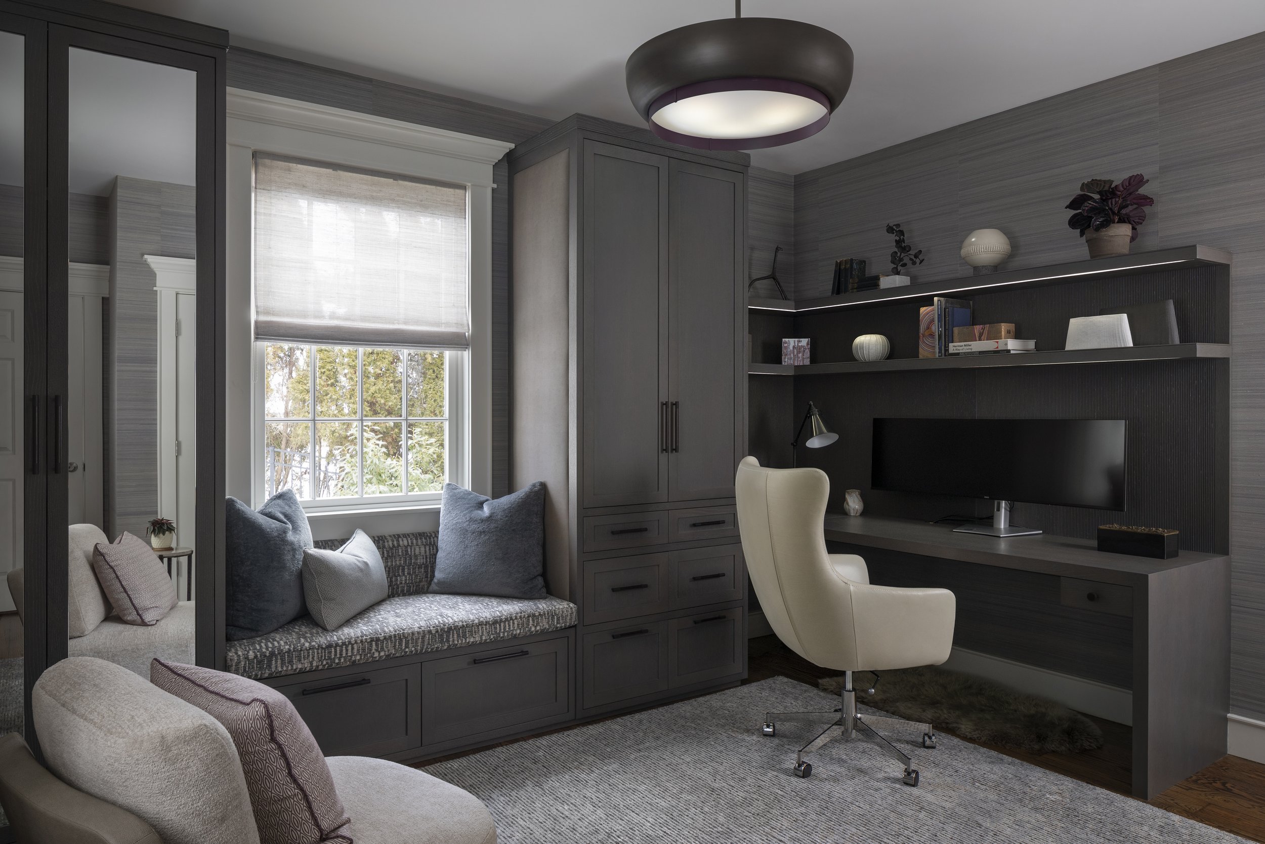 CUSTOM MILLWORK