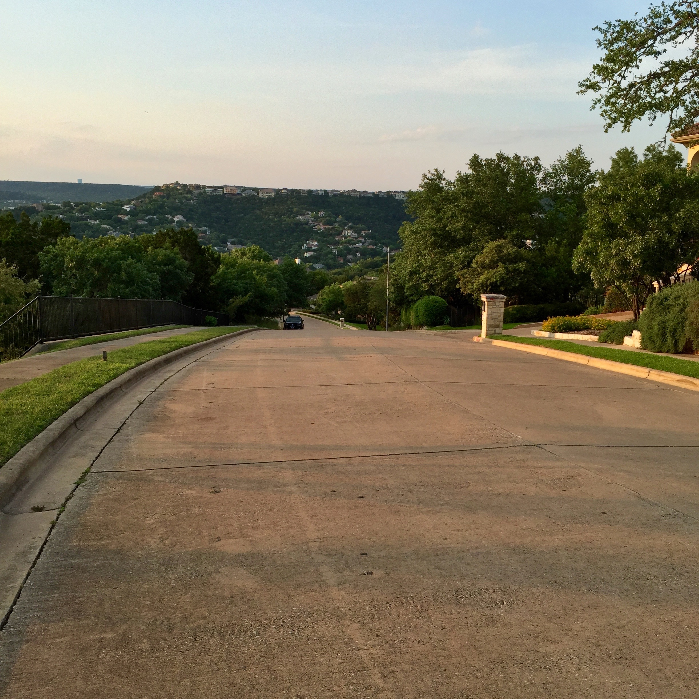 Okay, I did get myself up to the top of Cat Mountain, but not the road in the picture... the short, steep hop from Mesa.