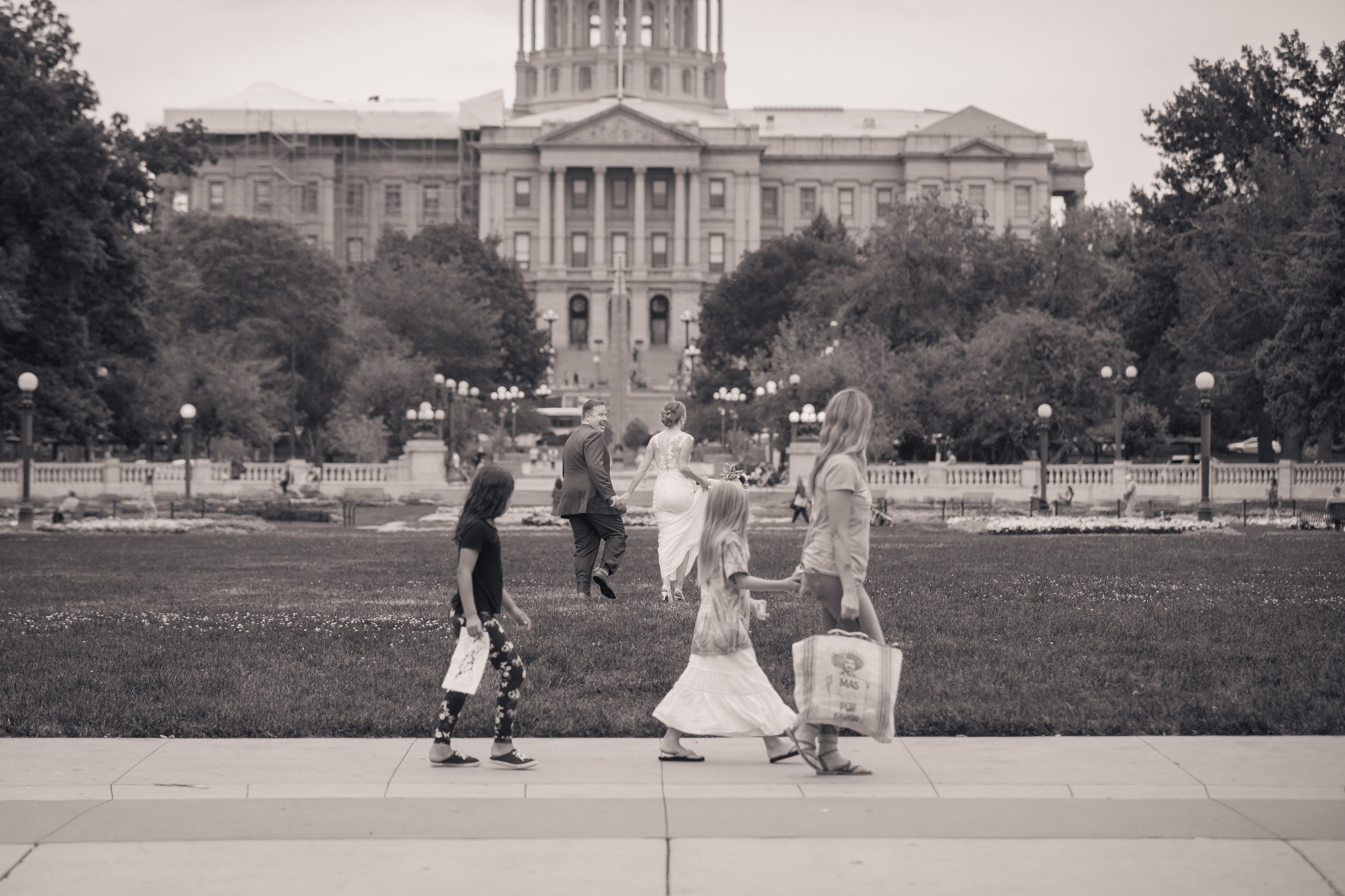 kristen-vance-downtown-denver-courthouse-colorado-wedding-2017-3.jpg