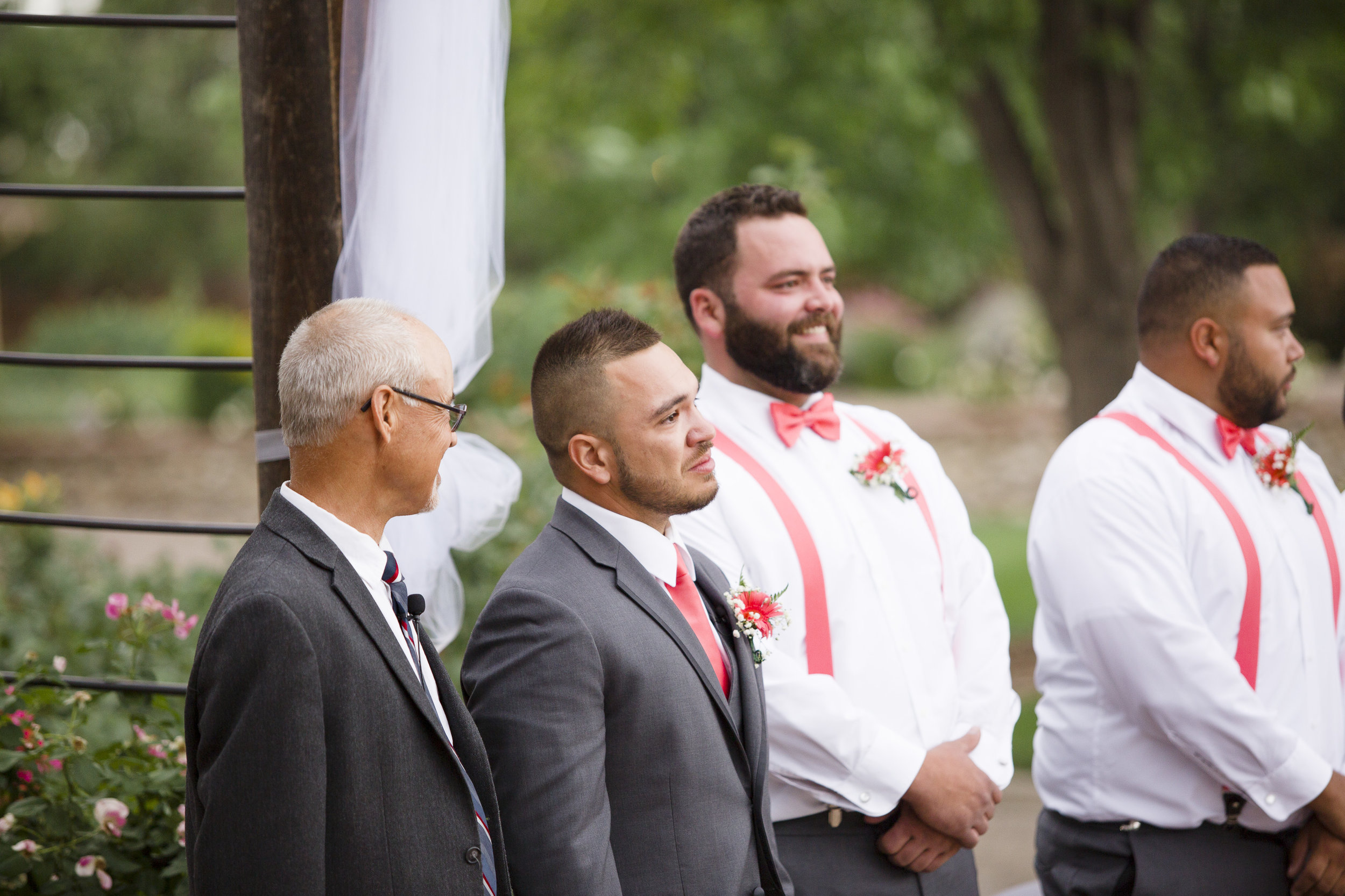 kristen-vance-hudson-gardens-littleton-colorado-wedding.jpg