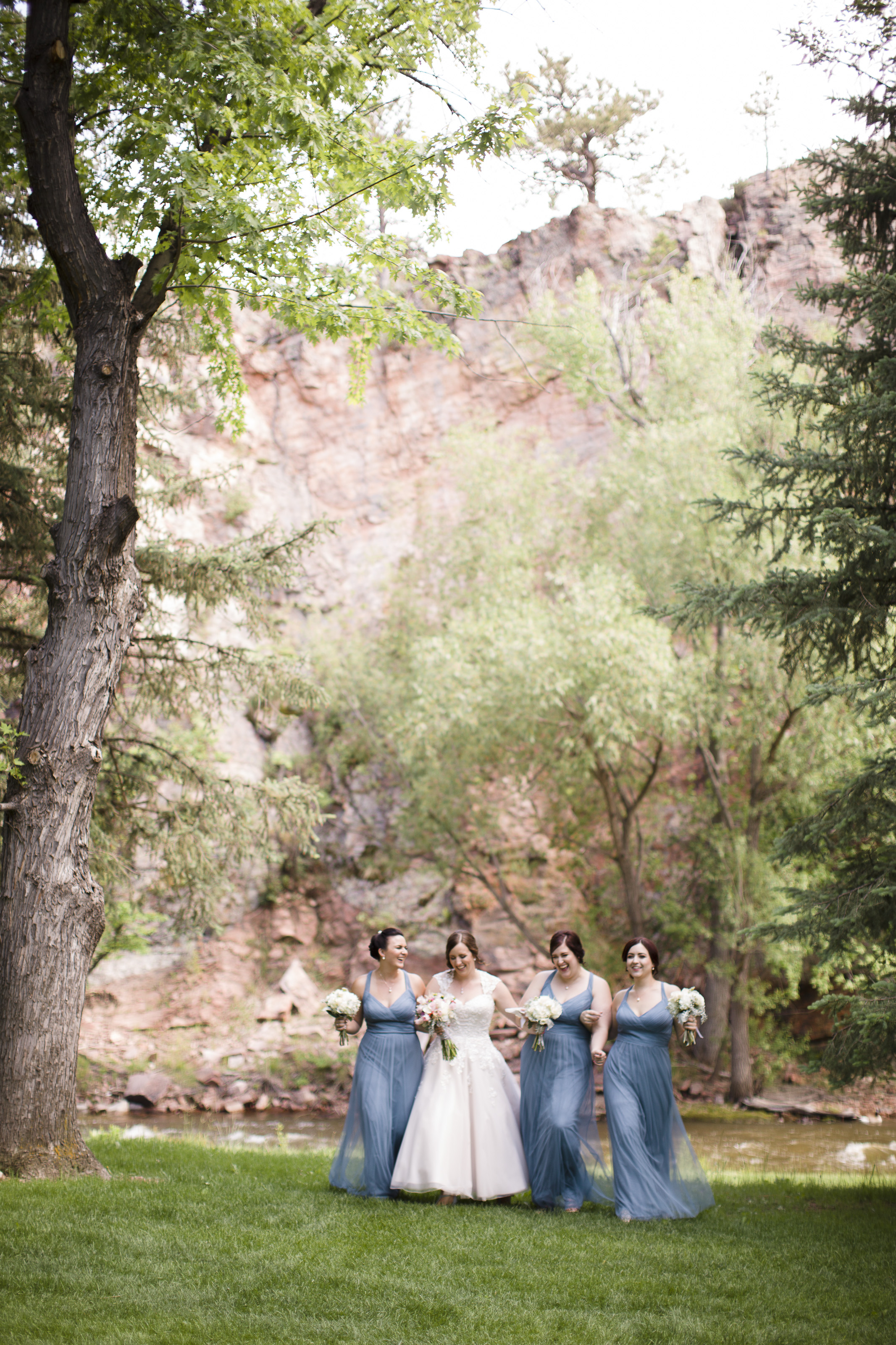 kristen-vance-riverbend-lyons-colorado-wedding-2017.jpg