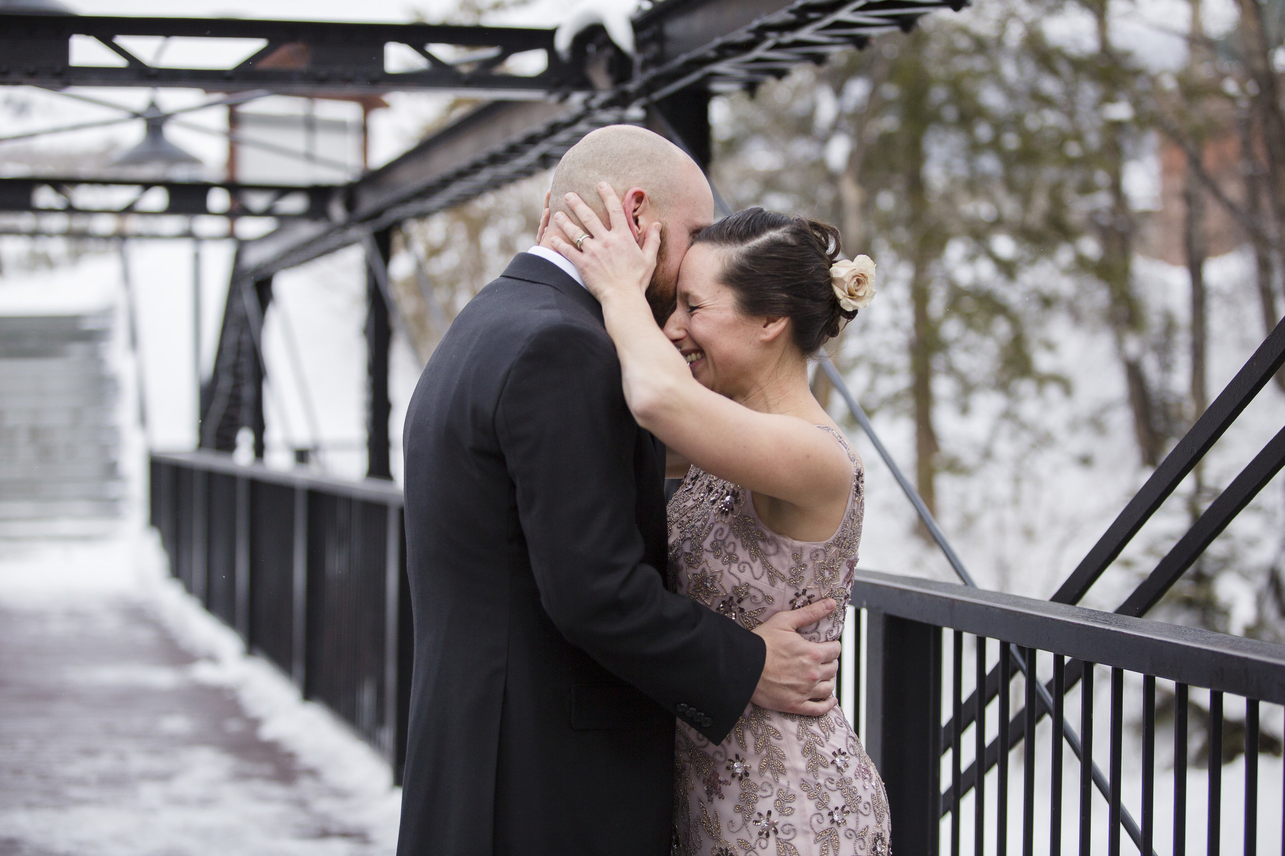 kristen-vance-silverthorne-pavilion-colorado-winter-wedding-2017.jpg