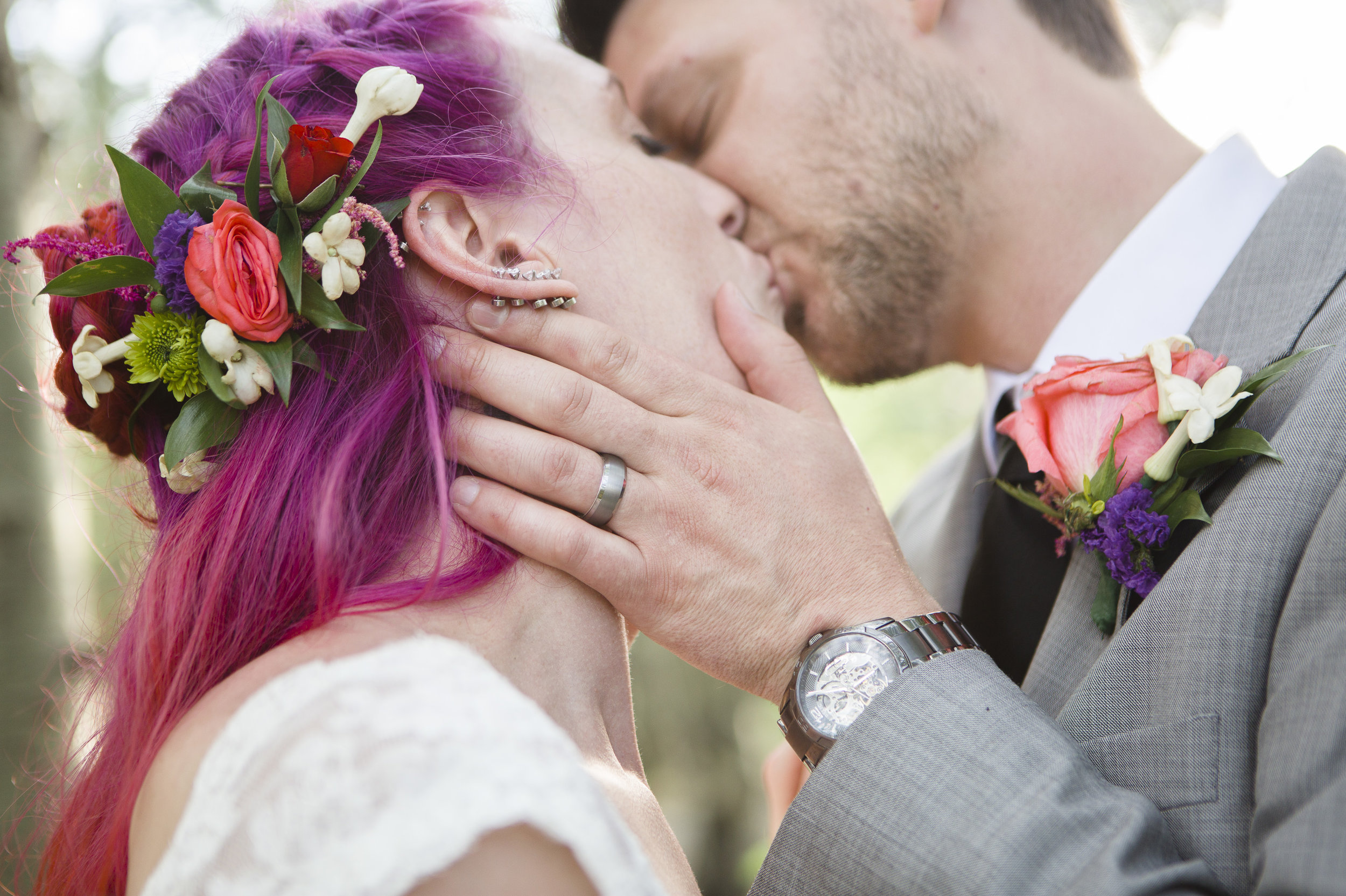 kristen-vance-wild-basin-lodge-allenspark-colorado-wedding-2017-2.jpg