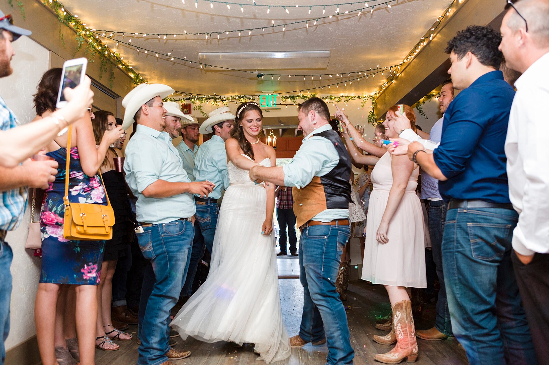 Kristen Vance Photography - Evergreen Red Barn