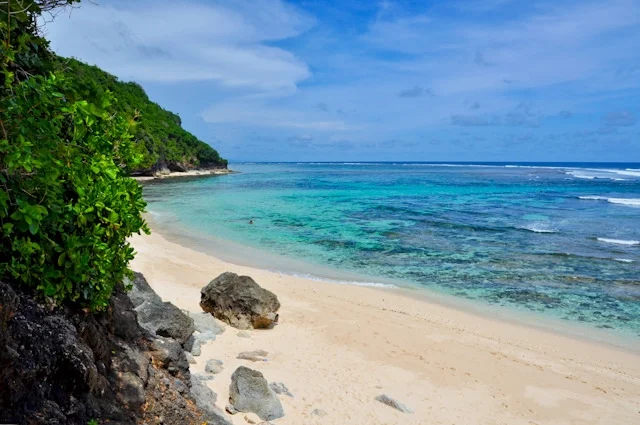 &nbsp;Green Bowl Beach