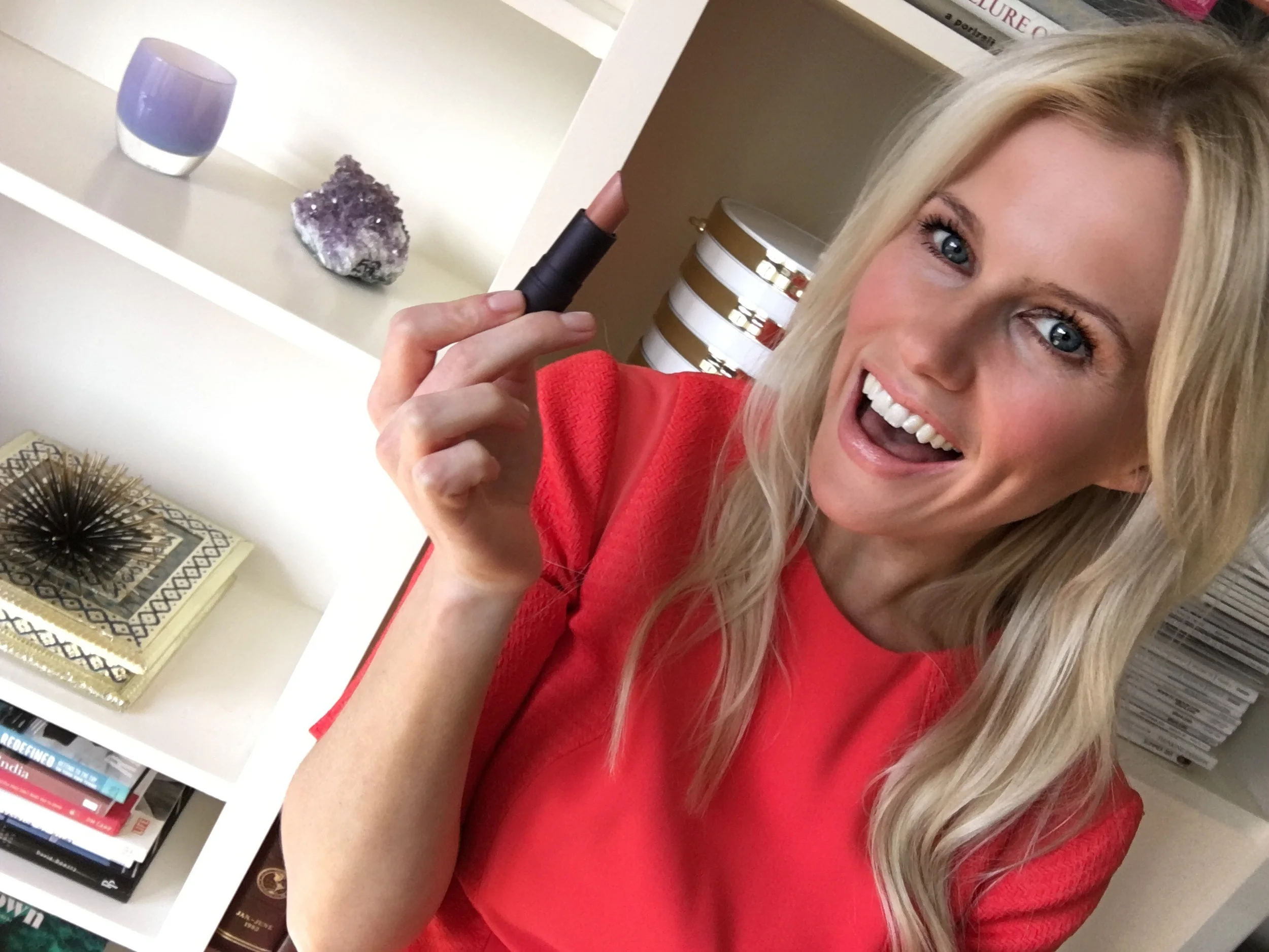 A Complete Guide To GLOWING, BEAUTIFUL AND SEXY SKIN At Any Age