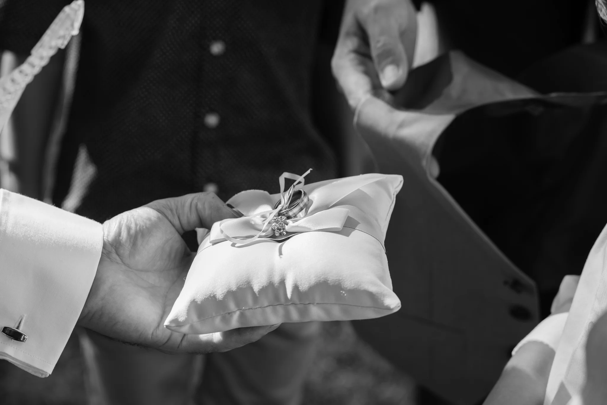 Bec & Luke - 02.jpg
