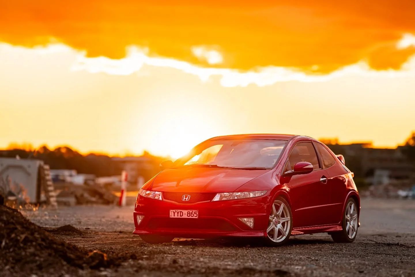 When the scene hits like an official Honda promo
🟥🟧🟥🟧🟥🟧🟥🟧🟥🟧🟥🟧🟥🟧🟥🟧🟥🟧🟥
#Honda #civic #hondacivic #vtec #bseries #ek #fn2civic #jdm #gramlights #promo #hondapromotion #automotivephotographer #nikonz #nikon #zcreators #automotive #fitm