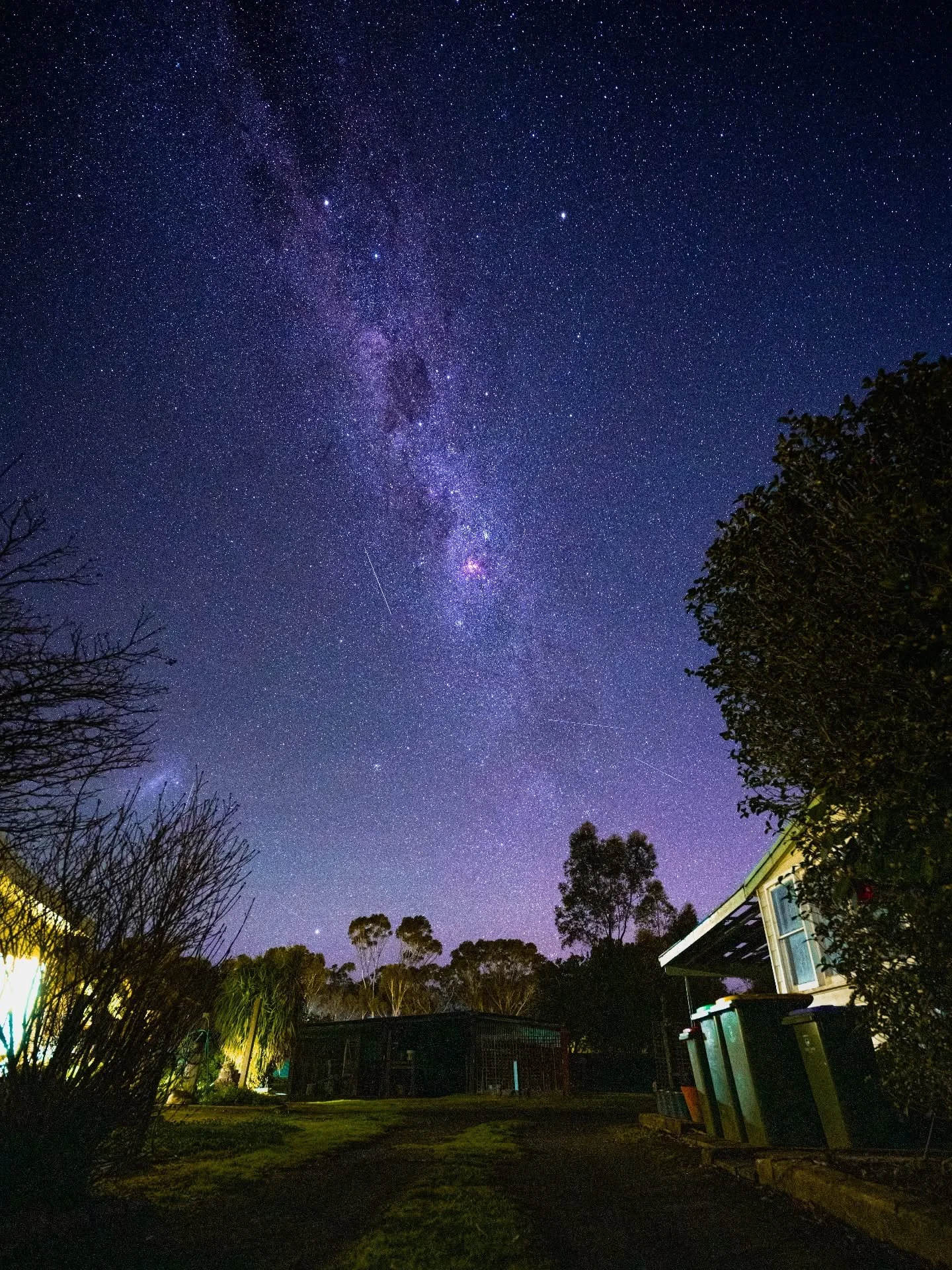 2025 has been brutal, felt like 2024 never ended. Now we're 3 months off 2026, weeks, months and now years are just blending into one. I'll be happy to see the 24 &amp; 25 in the rear view. 
🌟🌟🌟🌟🌟🌟🌟🌟🌟🌟🌟🌟🌟🌟🌟🌟🌟🌟🌟
Shot from Cressy, VI