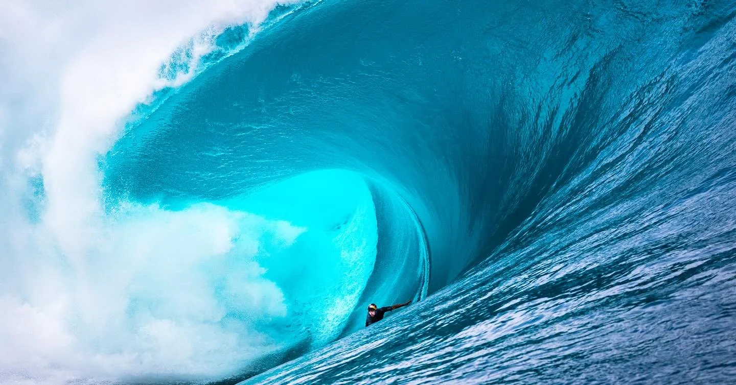 @naikivaast rides one of waves of the season 2025  at Teahupoo. 
A session that seen local Tahitian surfers put on an extraordinary performance of extreme surfing both paddle and tow. 
It is a privilege to witness , document and share these super hum