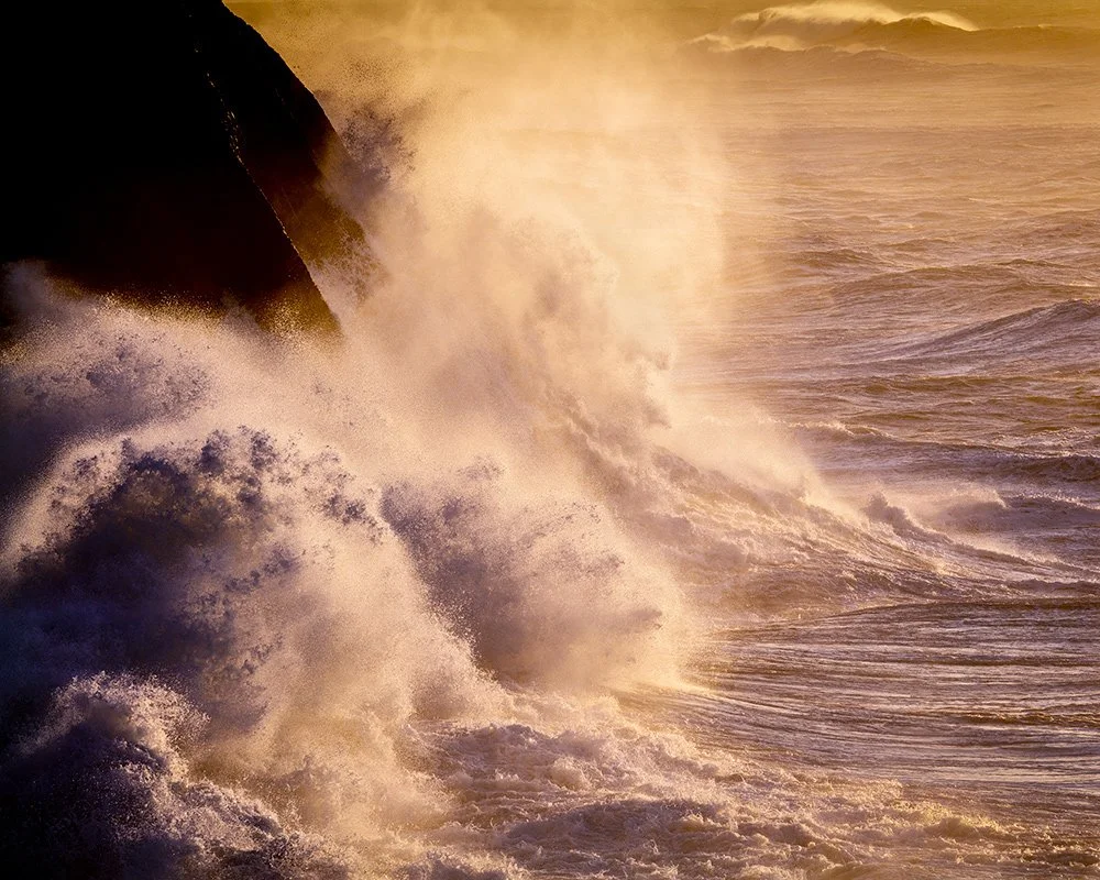 'NAZARE CLIFFS' WAVE #99