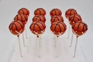 BasketBall HunnyDo Cake pops.jpeg