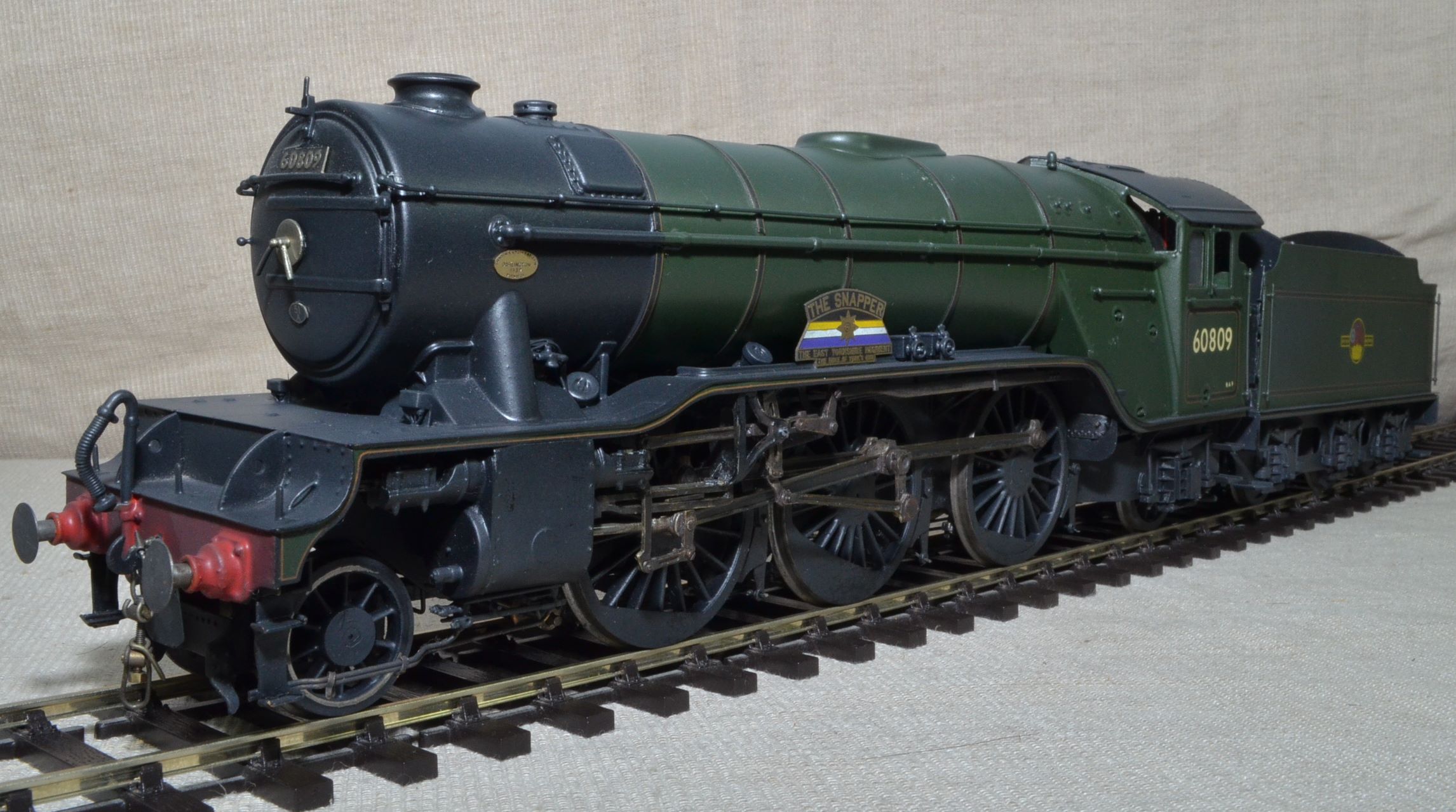A very good well built older model, almost certainly from a Martin Finney kit, of a BR ex-LNER V2 2-6-2 No. 60809 ‘The Snapper’. In weathered BR green with late tender crest and shedplate 51A Darlington.