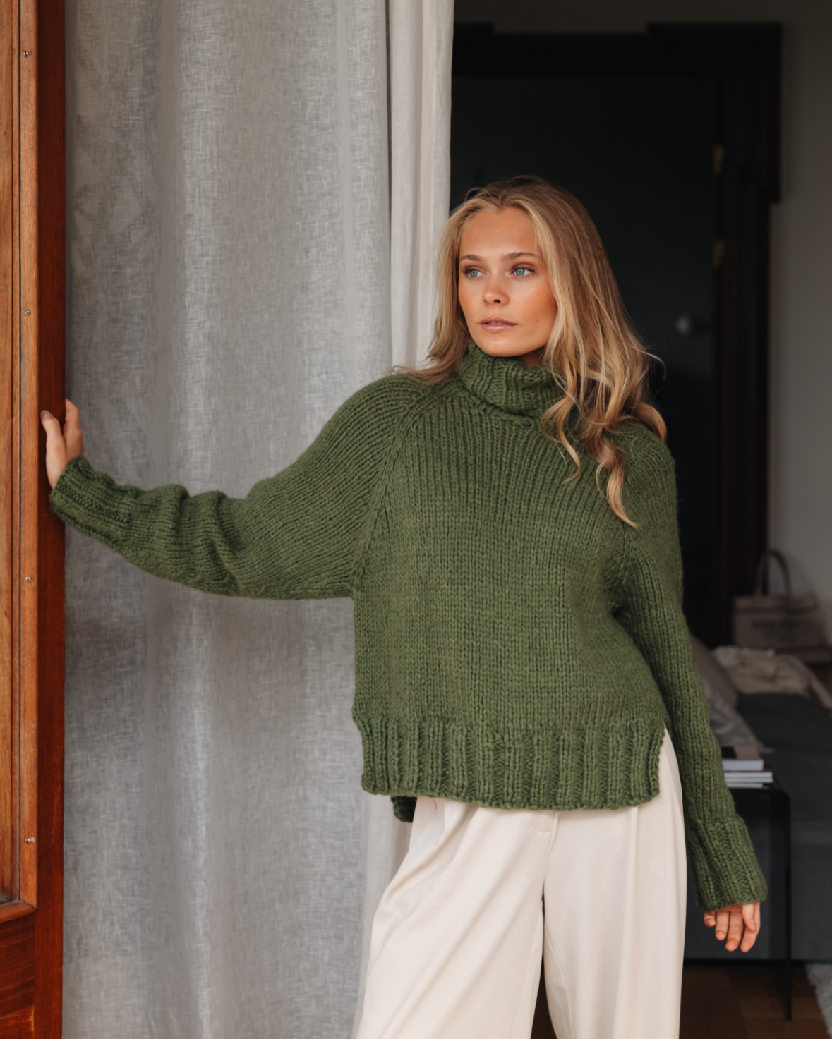  KNIT 