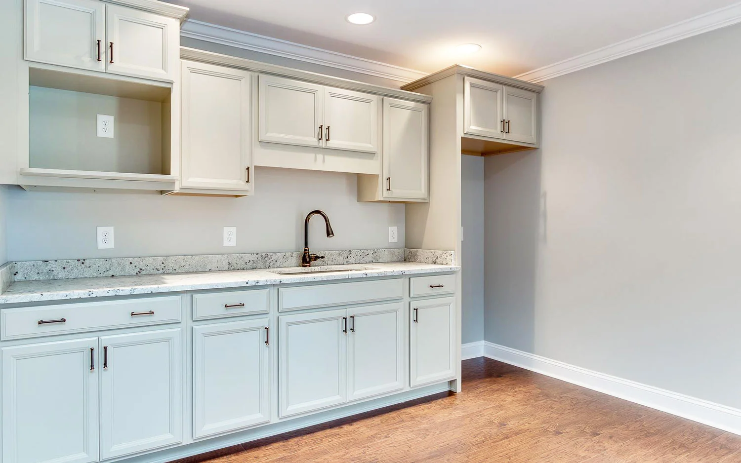 beautiful-open-kitchen-sutherland-273laurelcanyon.jpg