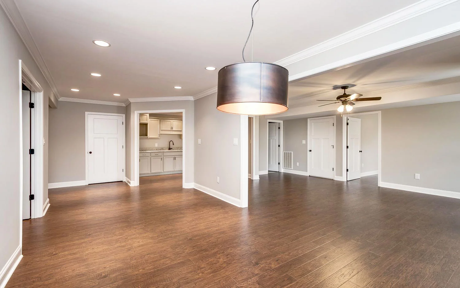 large-modern-basement-sutherland-273laurelcanyon.jpg