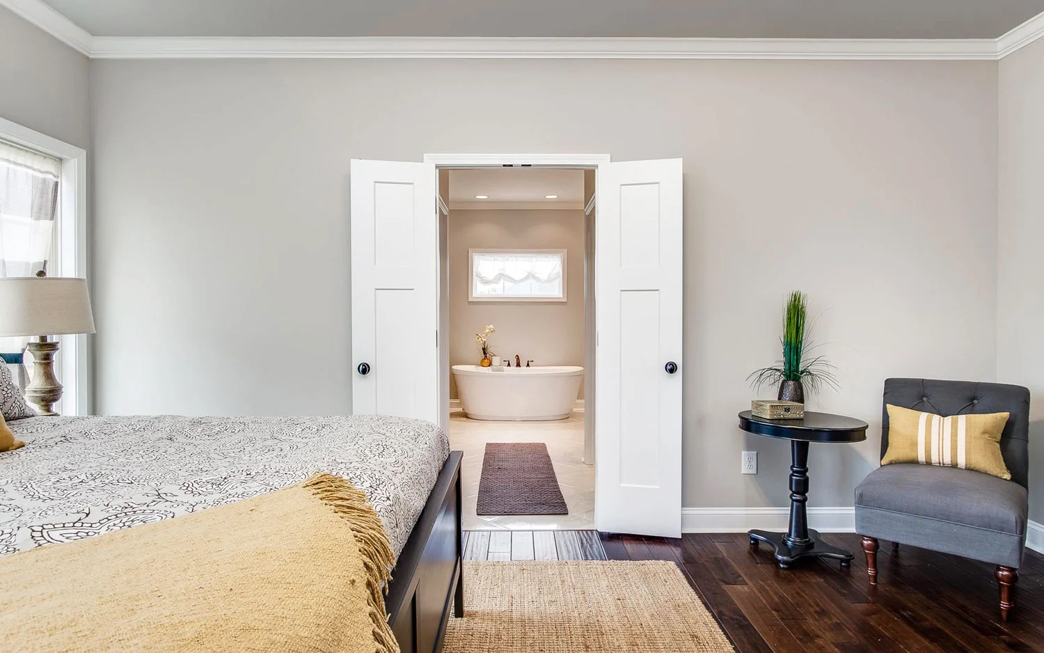 modern-tub-sutherland-273laurelcanyon.jpg