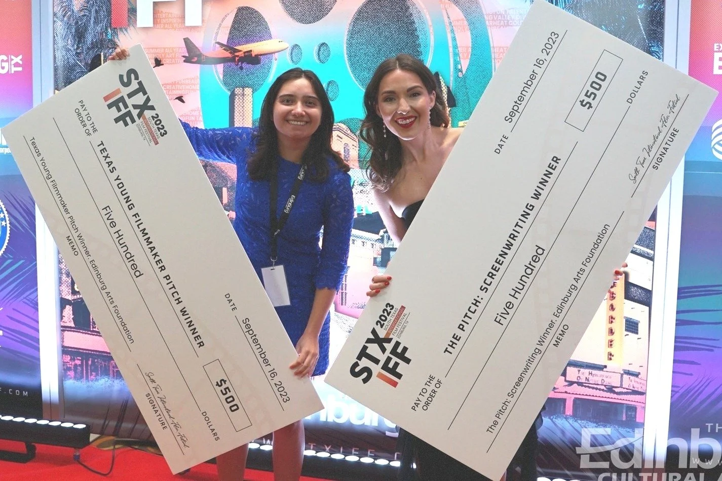2023 THE PITCH winners Joslyn Lopez for Death's Dirty Work and Hayley Muñoz for Poder-Rosas holding $500 award checks