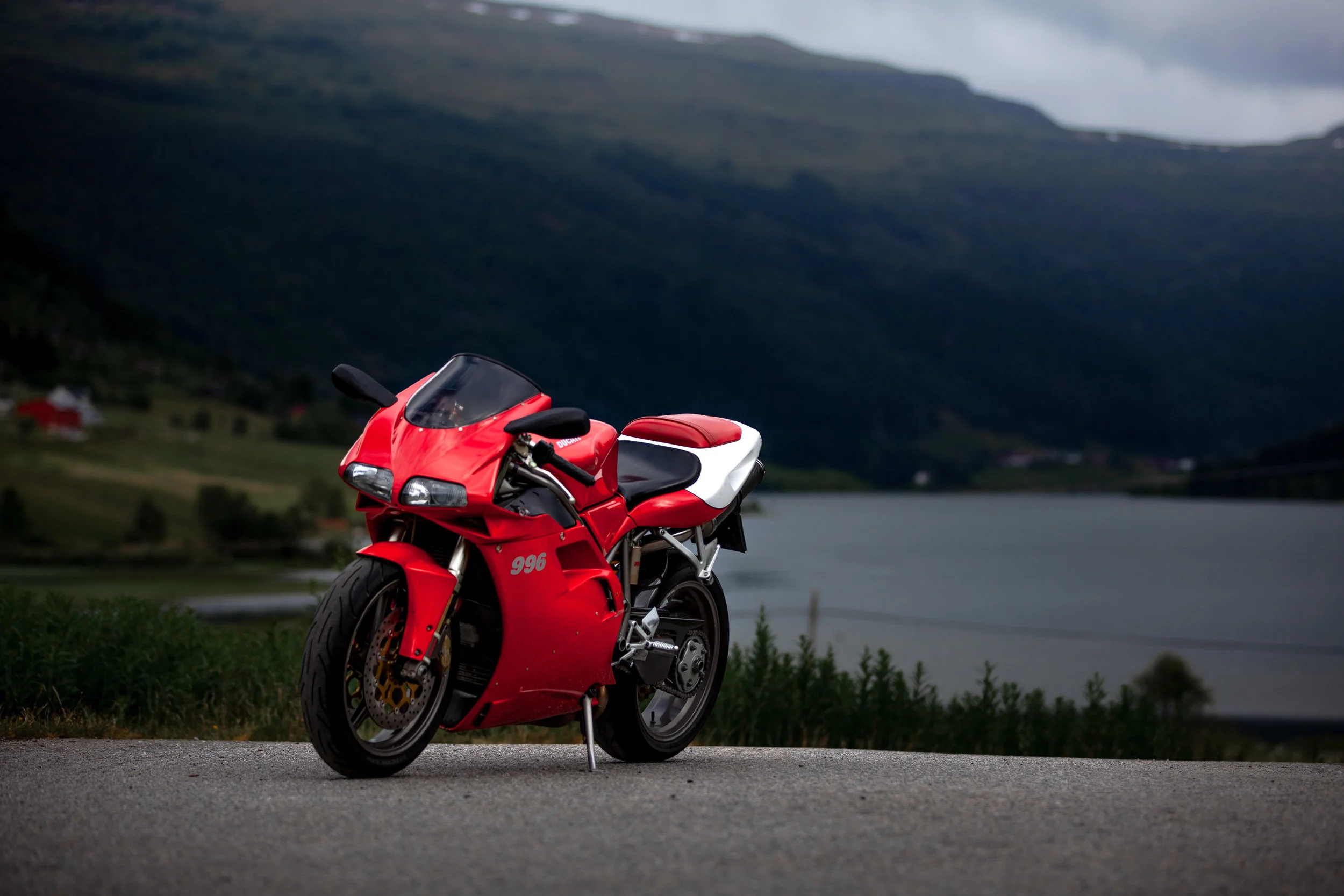 Ducati-996-dalen-0616.jpg