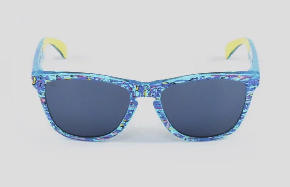 staple-liberty-oakley-frogskins-sunglasses-available-now-04-570x368.jpg