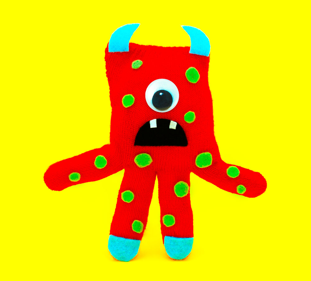 Step 3 Cut the decorations, such as eyes, mouth and spots, out of felt. Then stick them onto your glove monster! Subscribe to my newsletter to receive fun craft ideas weekly! Please note: this blog post contains affiliate links, however all opinions are my own and I only link to products that I personally recommend.