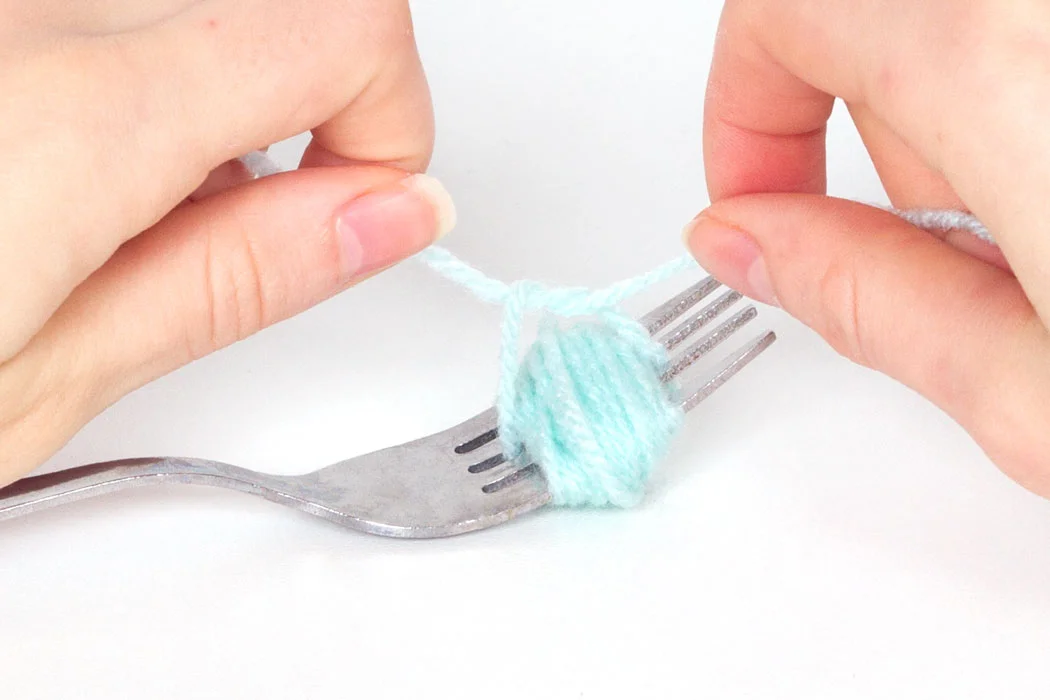 How To Make Pom Poms With A Fork — Doodle and Stitch