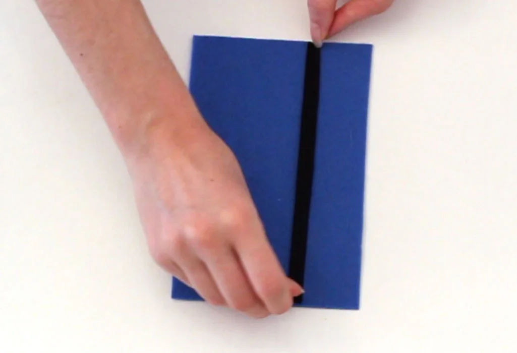 diy-activity-case-tic-tac-toe-step-1.jpg