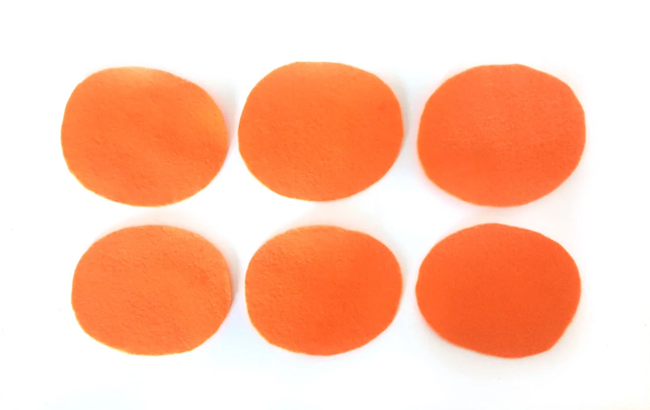 Pumpkin-Pin-Cushion-step-1.jpg