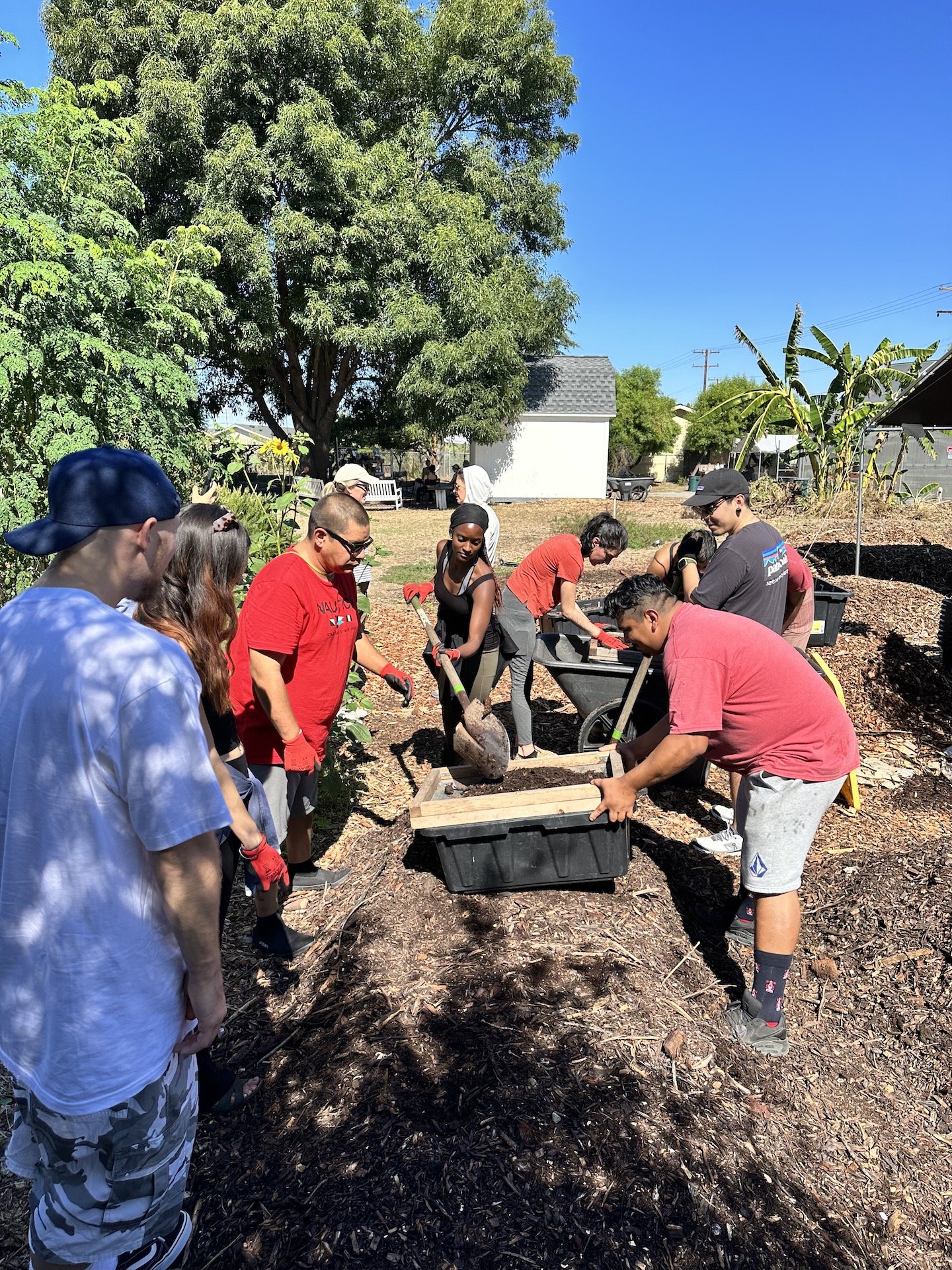 Year-End Community Volunteer Event