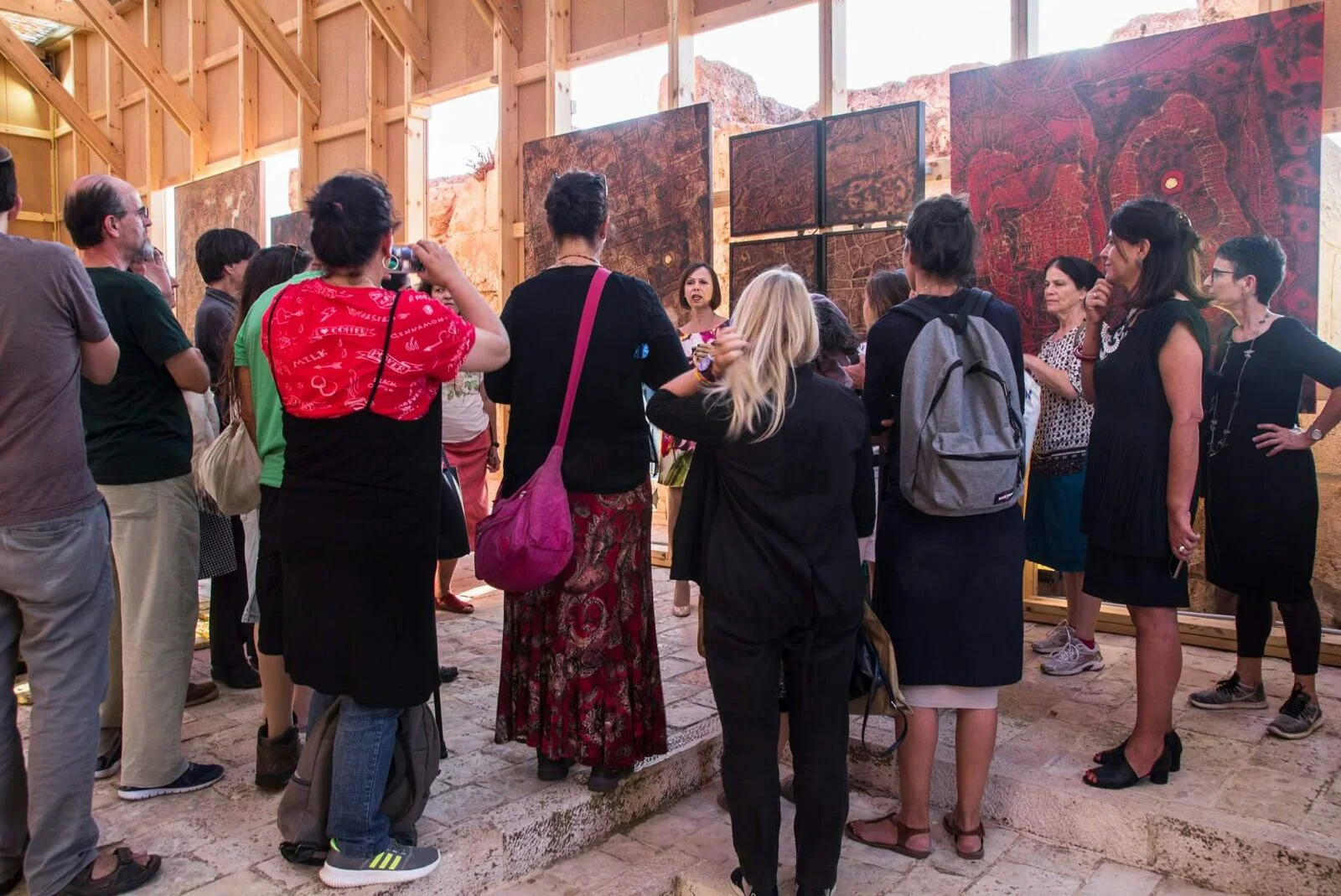 Gallery Tour with Dr. Smadar Sheffi (Hebrew)