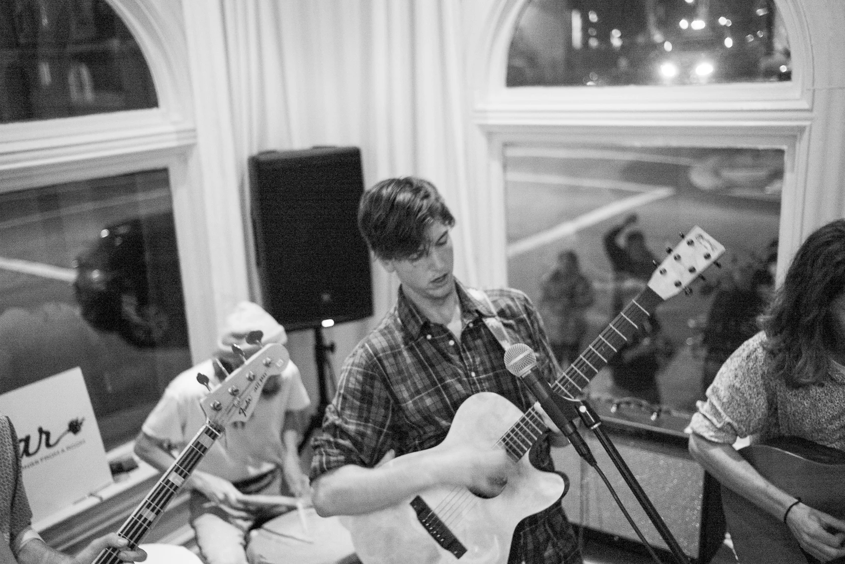 The music was so fresh that people walking by in the street began to gather outside throughout the live show.