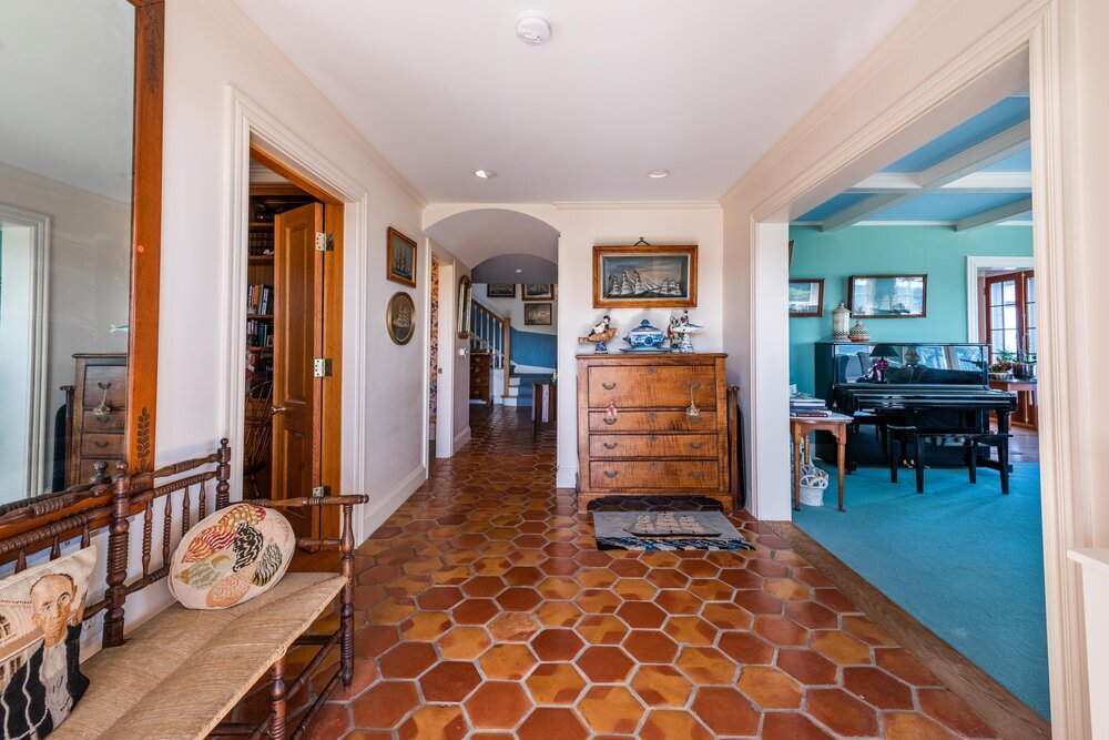 OlgaGoff_8Bluff_1stFloor+(7+of+7).jpg