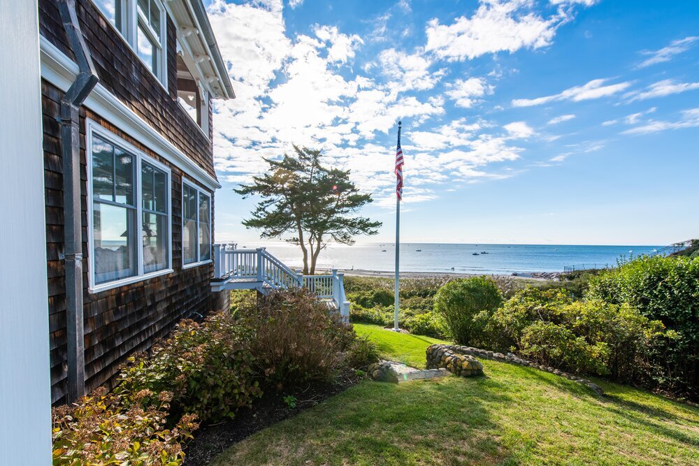 OlgaGoff_8Bluff_Exterior+(3+of+14).jpg