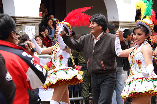  EVO MORALES EN EL CARNAVAL DE ORURO - YVES PICQ (2012) - FOTO ORIGINAL