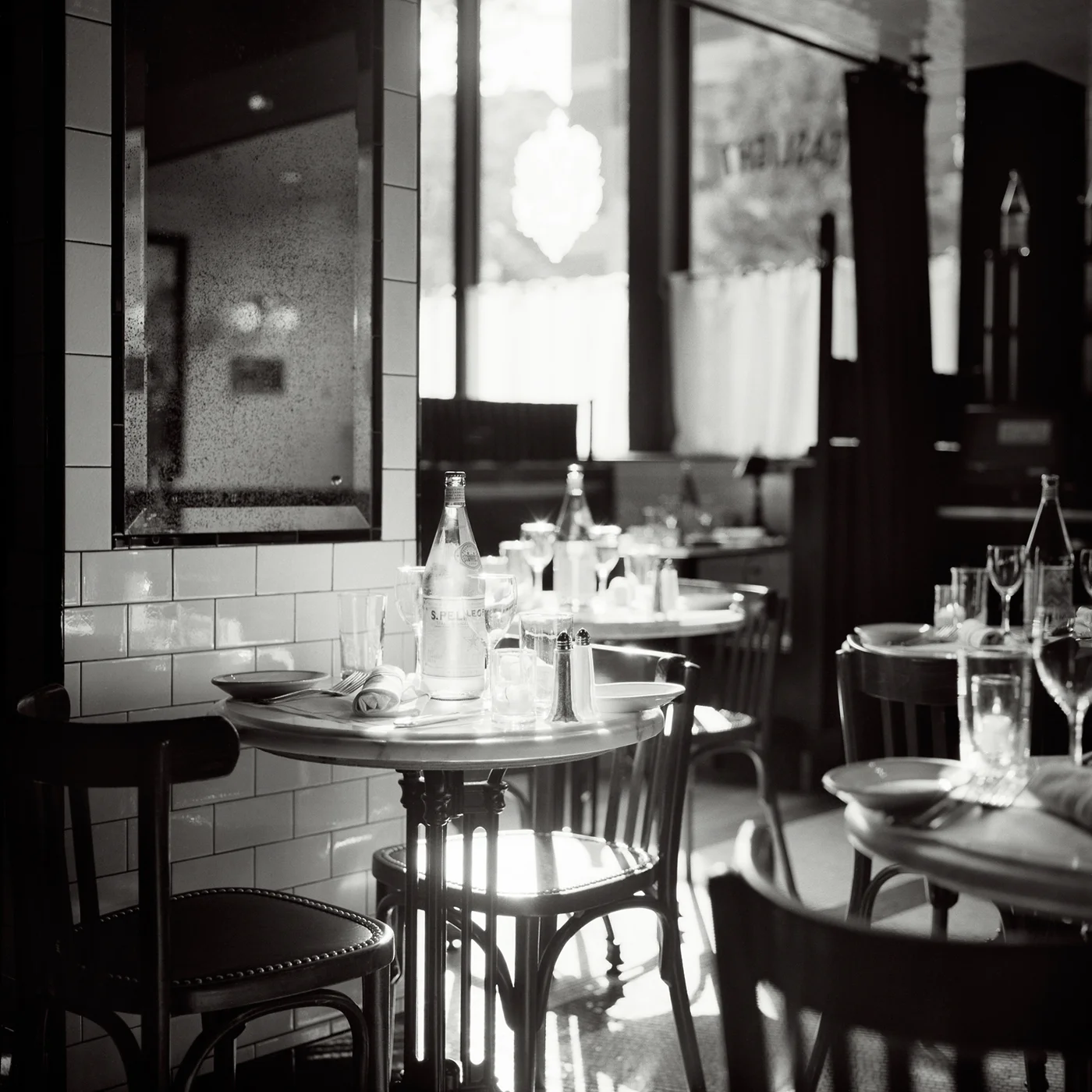 Matthew Delphenich Boston Architectural Photography - Commercial Restaurant Table