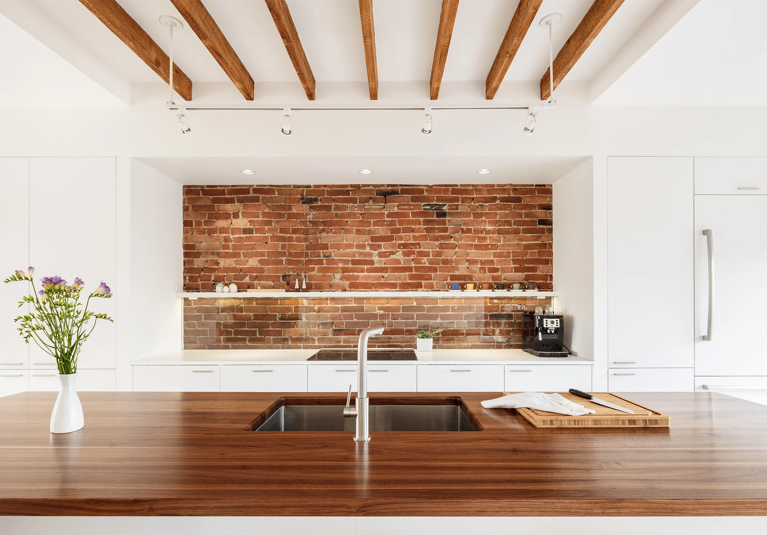 Matthew Delphenich Boston Architectural Photography - ResidentialMatthew Delphenich Boston Architectural Photography - Residential Kitchen Island