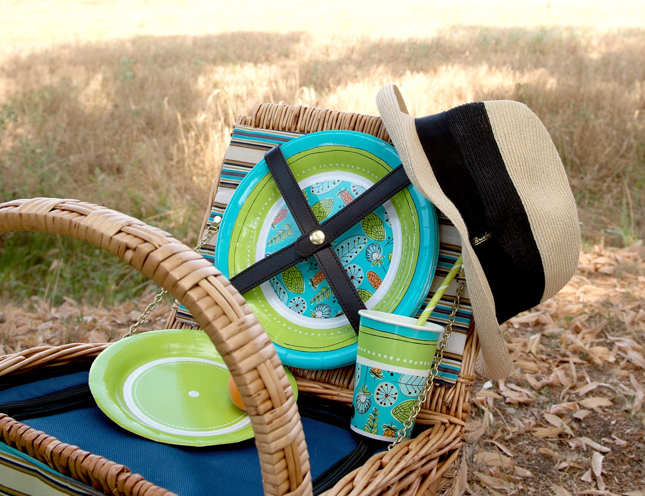 party-garden-picnic-mago-blog.jpg