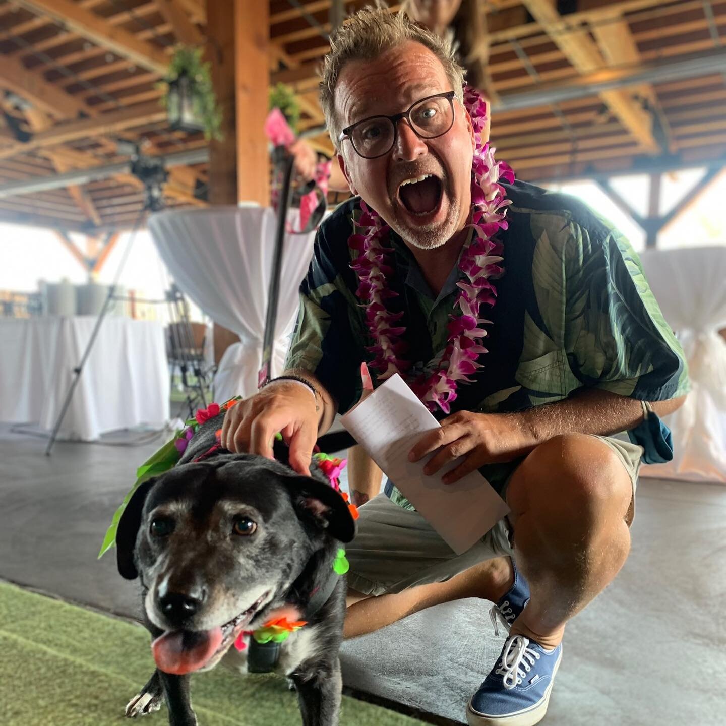 Henceforth ALL #CharityAuctions are tiki themed for the next year!  What a Great day with @youngatheartpets  #adoptaseniorpet #SilverPaws #NeverTooOld