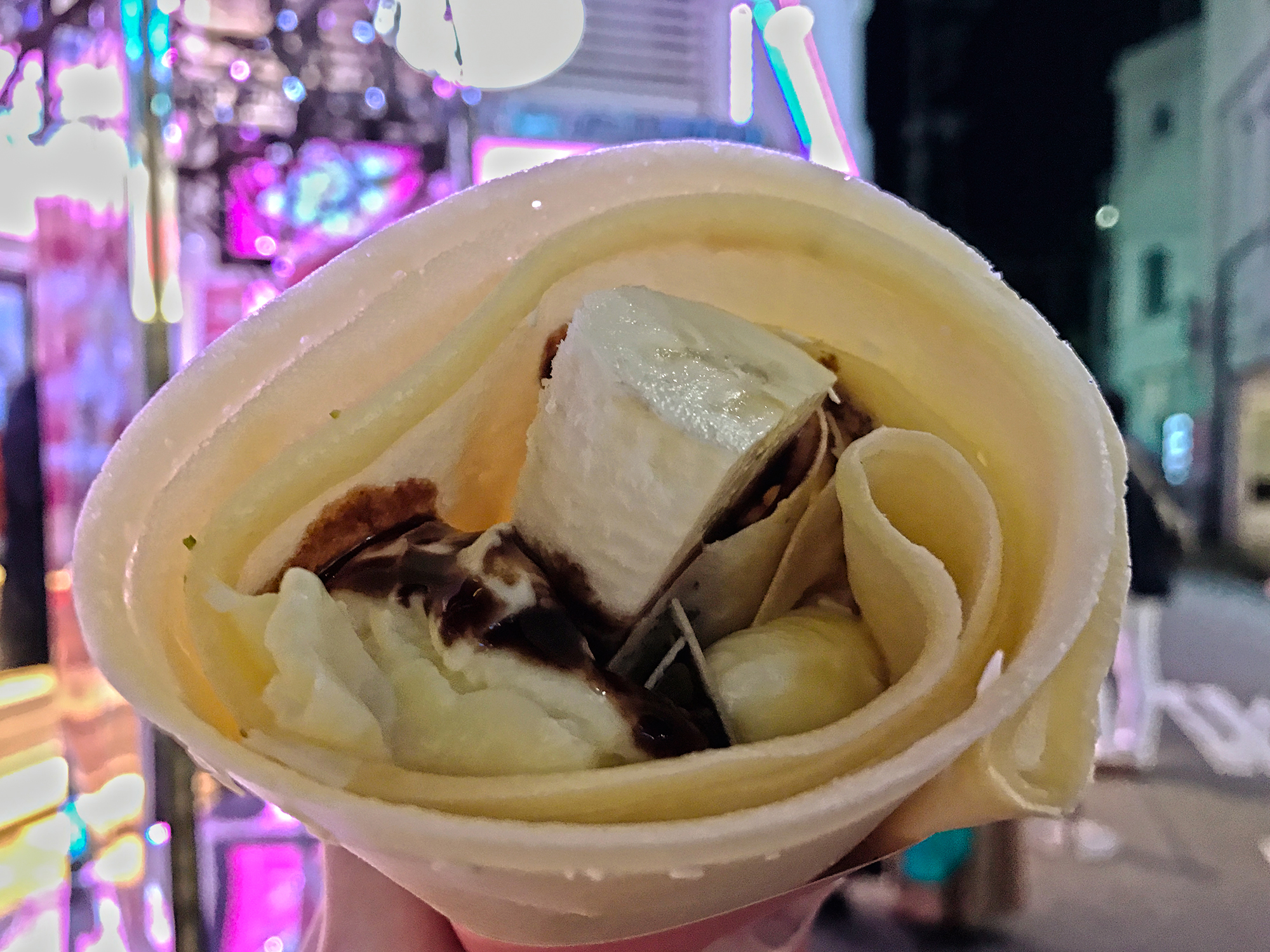 Custard and chocolate banana crêpe.