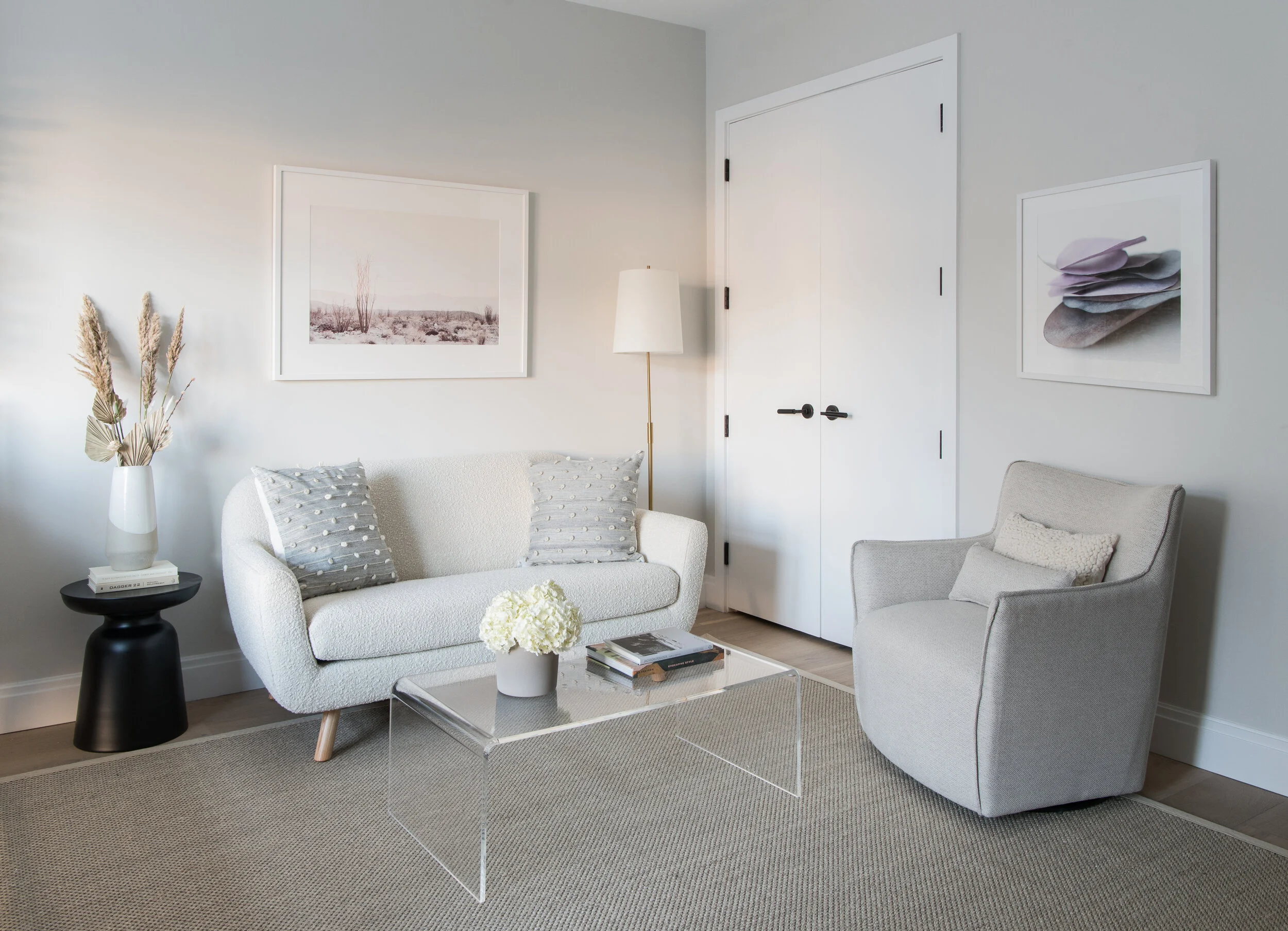 ARBOREIGHTEEN_STUDIO_LIVING_1.jpg