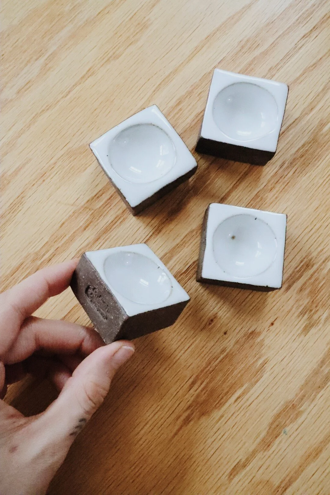 E30538FA-B7F3-490A-B0CE-A5E1F6CD63F4