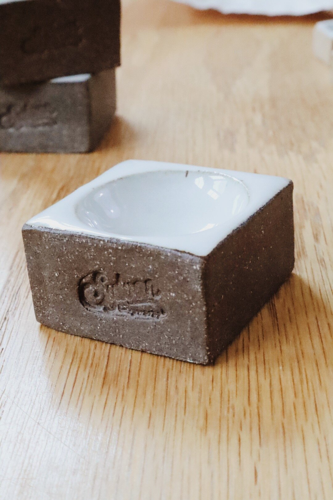 ECCECE86-D2F6-41D1-BC78-5E0A9974D20E