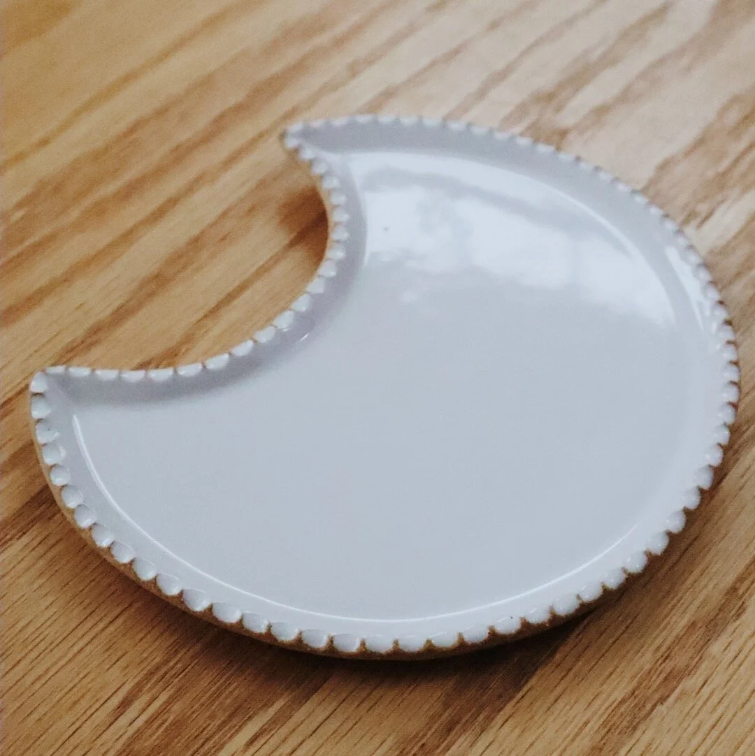 Unique handmade ceramic paint palette for watercolor artists