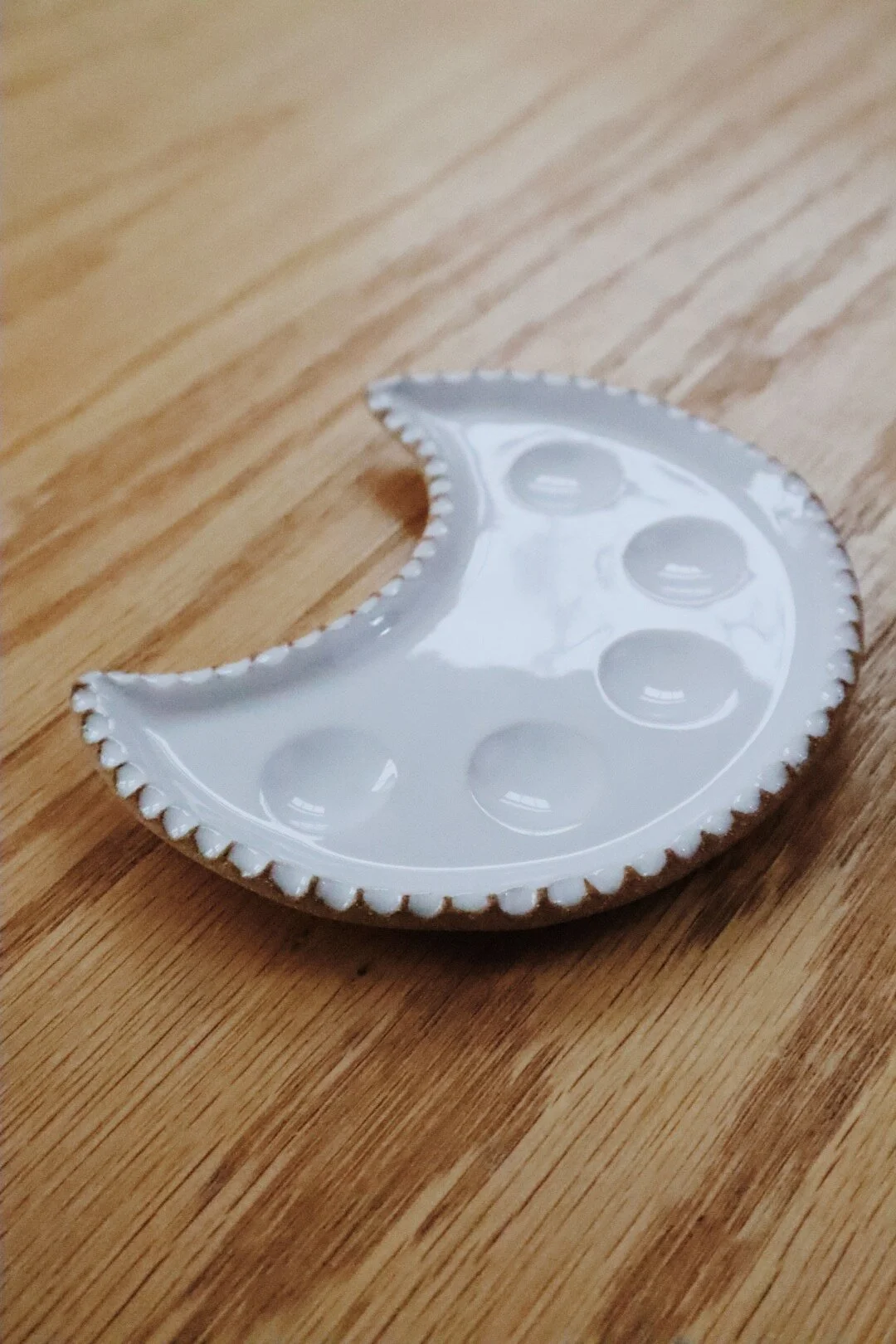 Unique handmade ceramic paint palette for watercolor artists