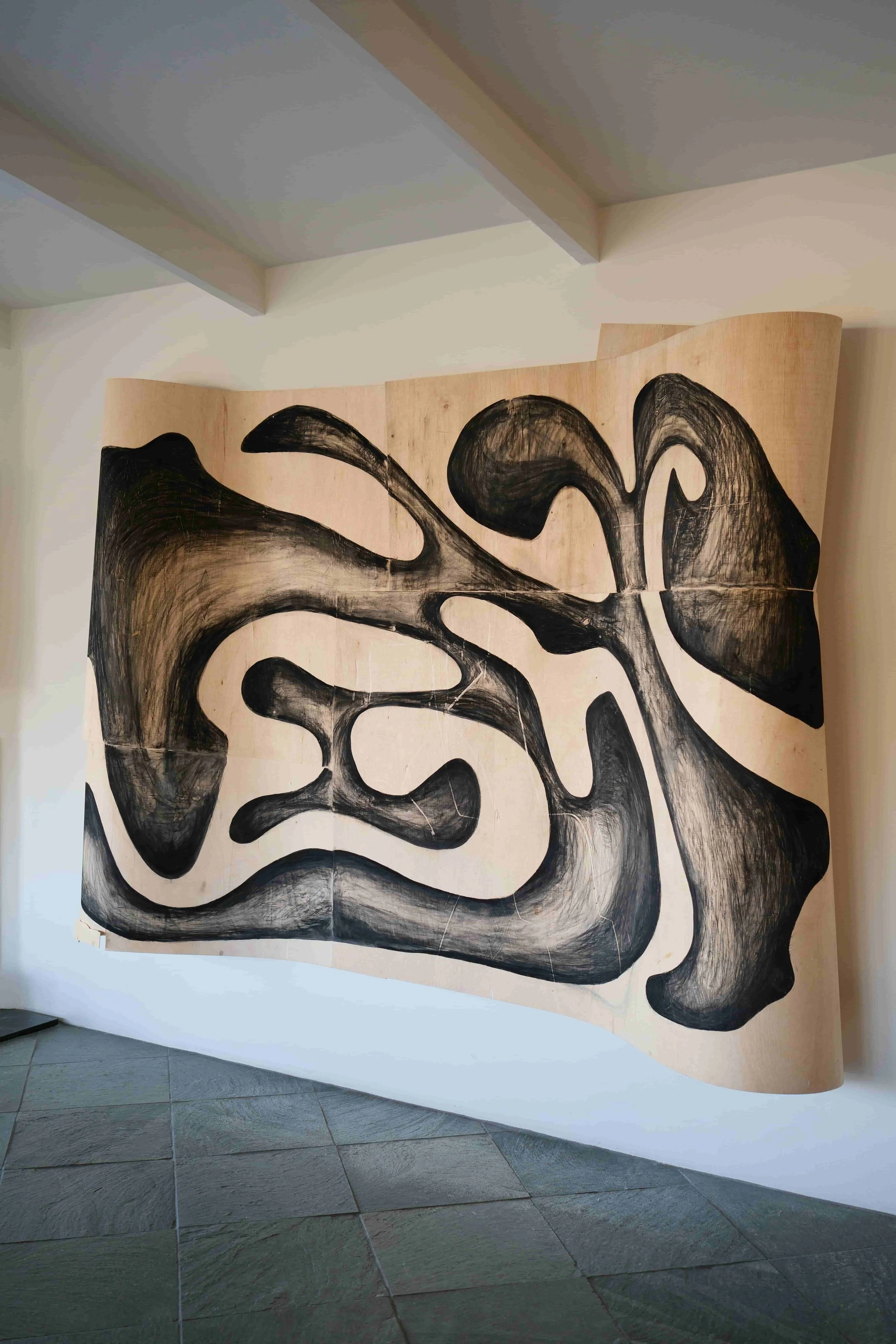 SCROLL MONOLITH Detail Photo