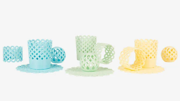 Martha Stewart has teamed up with Makerbot to launch a collection of 3D-printed homewares. Image Source - www.designtaxi.com